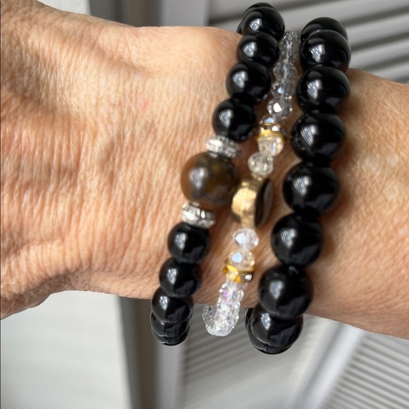 Black obsidian and tiger’s eye Bracelet Set with Yin Yang Charm and clear quartz - Picture 5 of 5